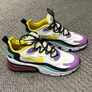 Nike Air Max 270 React Geometric Art Woman’s sneaker size 8 1/2